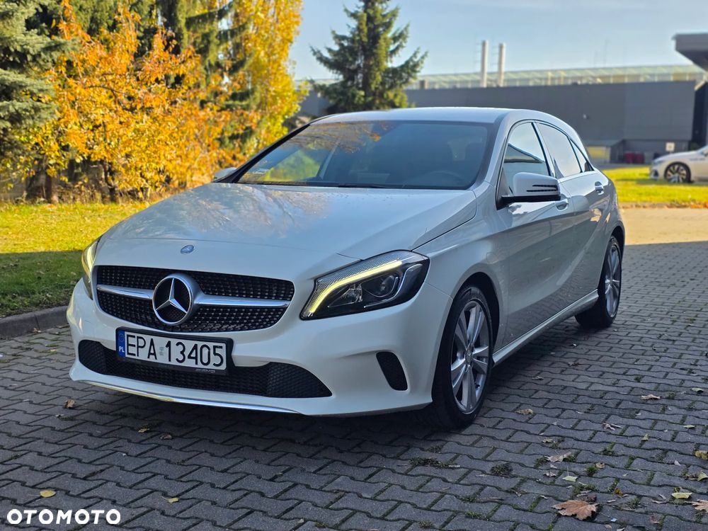 Mercedes-Benz Klasa A 180 7G-DCT AMG Line - 3