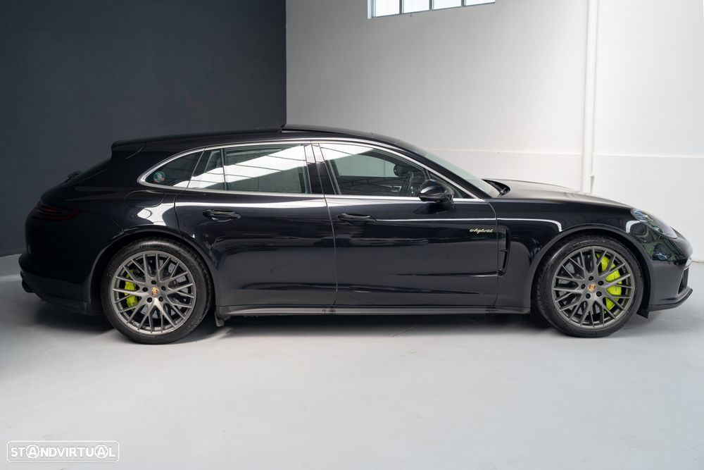 Porsche Panamera Sport Turismo Turbo S E-Hybrid - 11