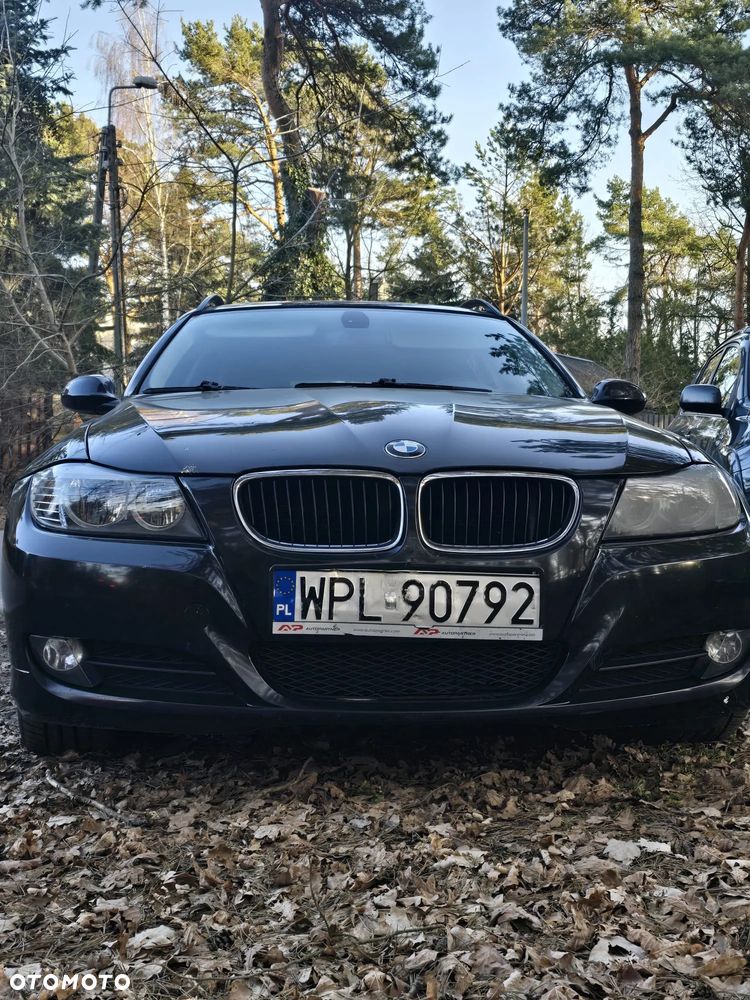 BMW Seria 3 318d - 14