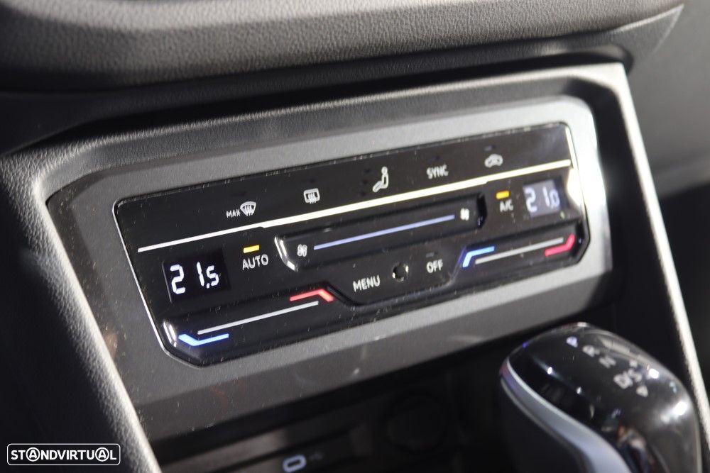 VW Tiguan Allspace 2.0 TDI R-Line DSG - 32