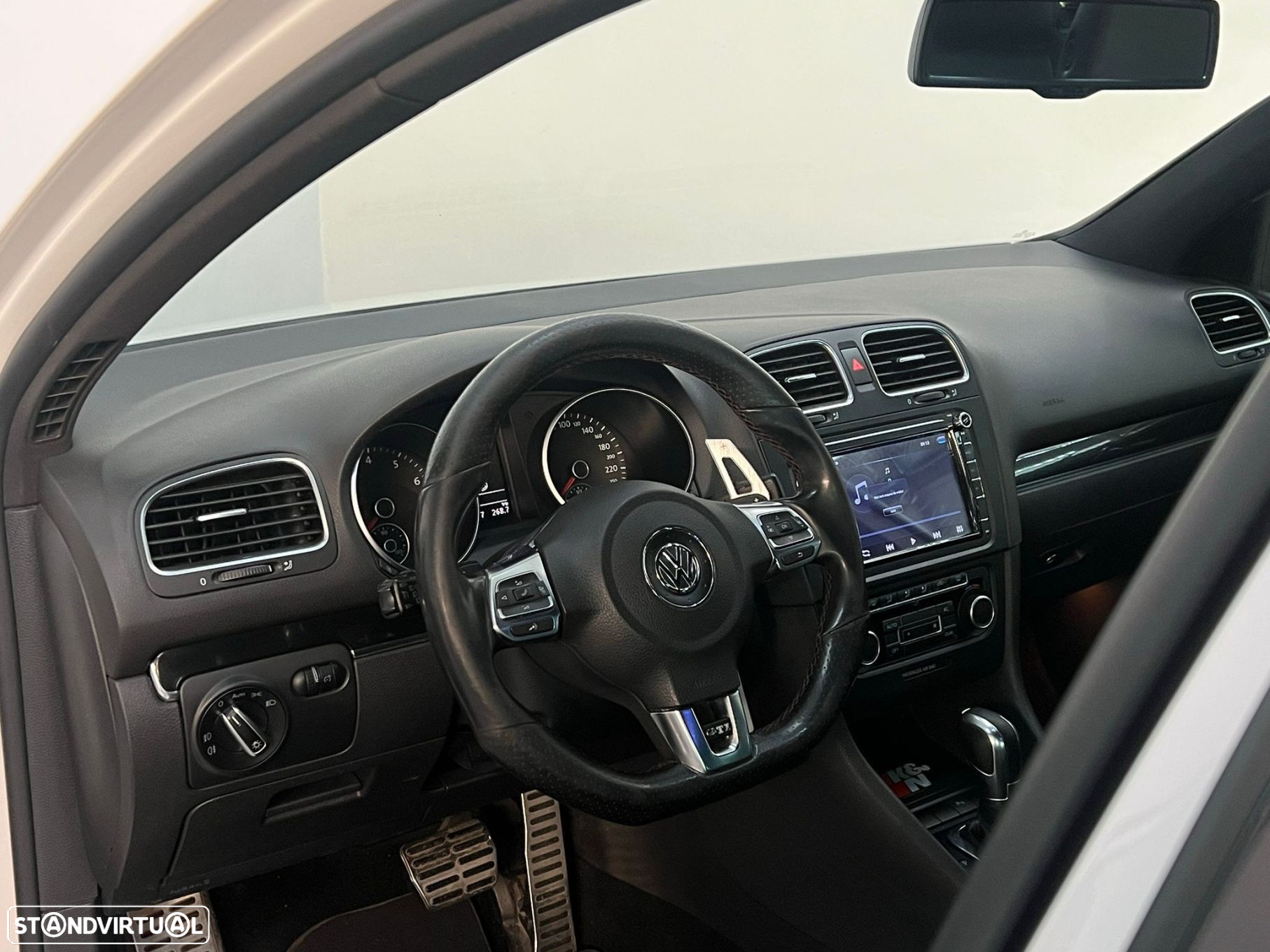 VW Golf 2.0 TSi GTI DSG - 25
