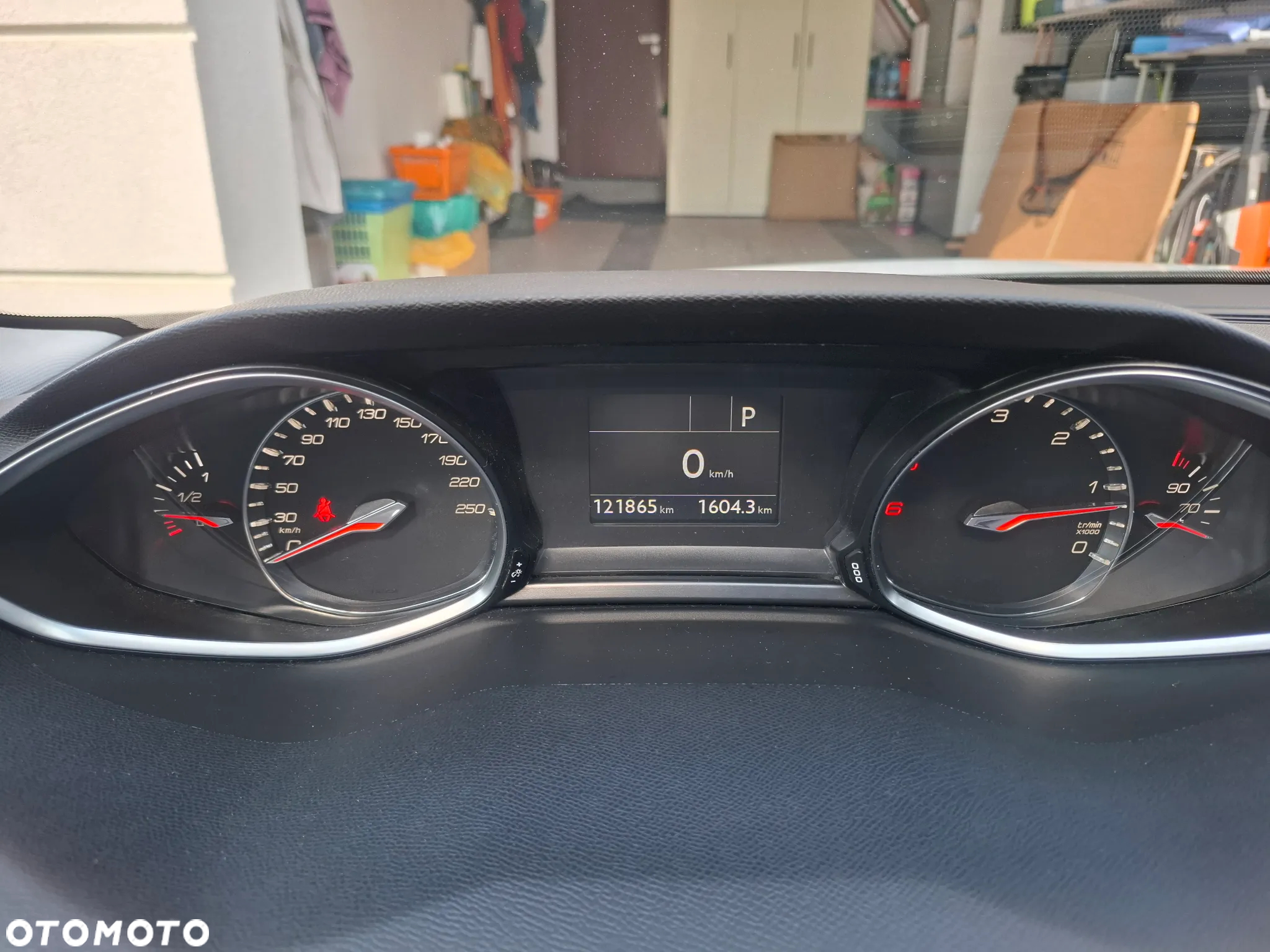 Peugeot 308 BlueHDi FAP 150 EAT6 Stop & Start Allure - 17