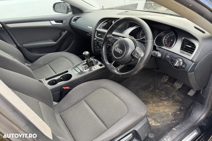 Haion cu luneta culoare LY9B Audi A5 8T [facelift] [2011 - 2016] - 9