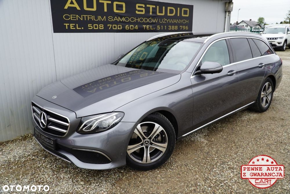 Mercedes-Benz Klasa E 220 d 9G-TRONIC Exclusive - 1