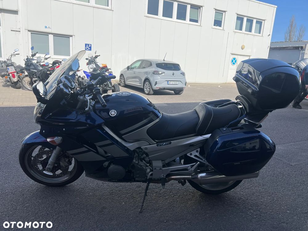 Yamaha FJR - 10