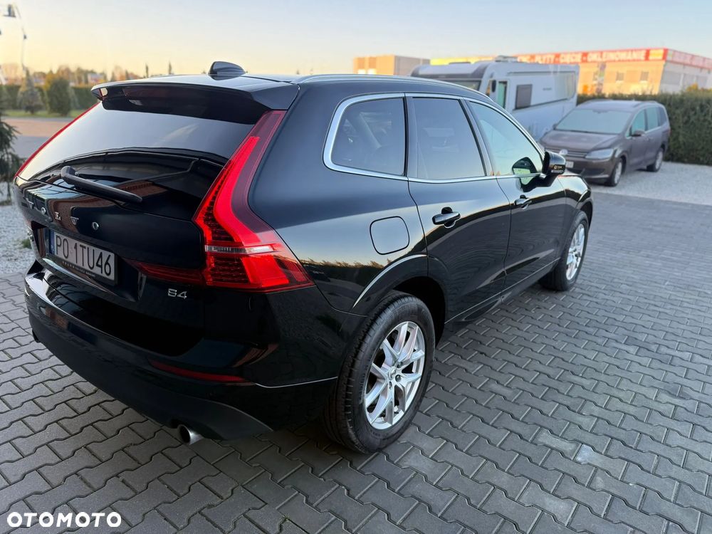 Volvo XC 60 T4 Momentum Pro - 9