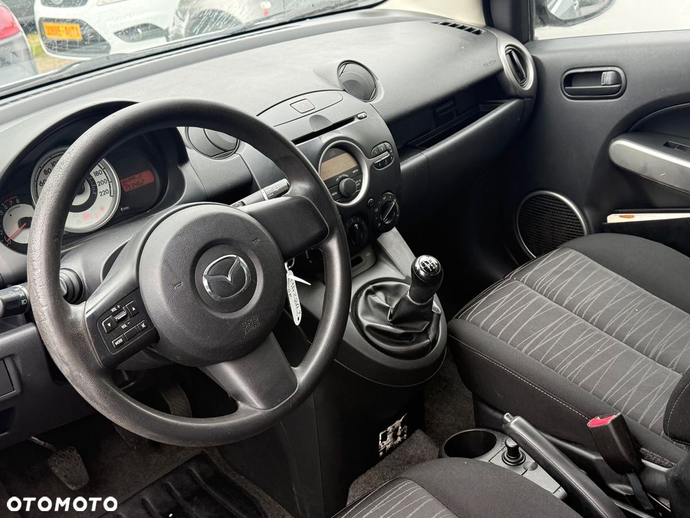 Mazda 2 1.3 Exclusive+ - 11