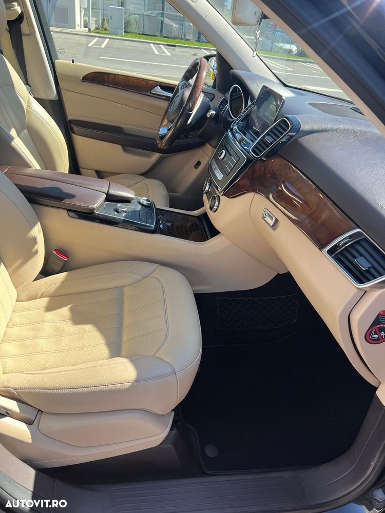 Mercedes-Benz GLE - 10