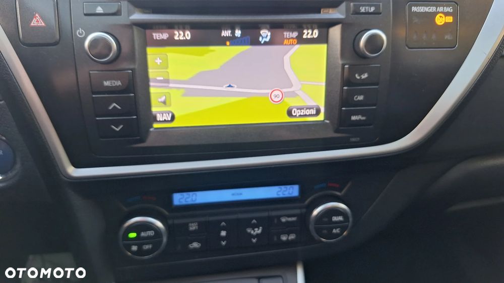 Toyota Auris 1.8 HSD Luna - 23