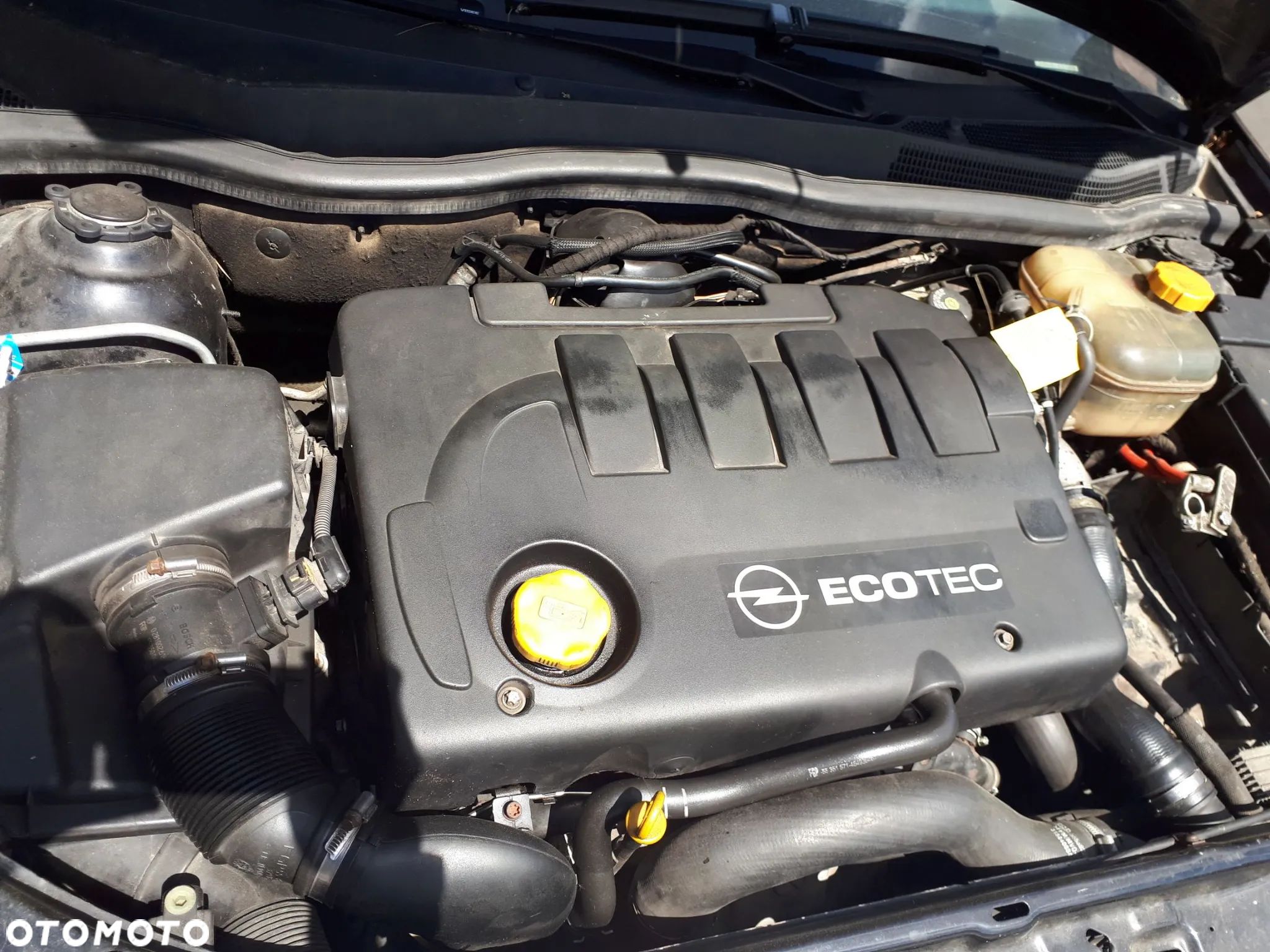 OPEL ASTRA H III 04-06 KOMBI 1,9 CDTI ALTERNATOR - 1