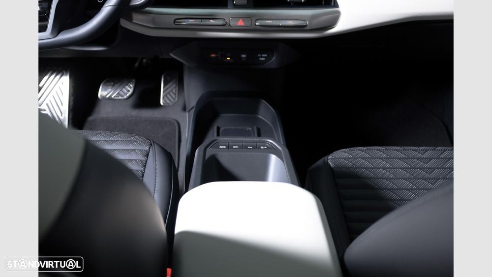 Kia EV4 81.4 kWh GT-Line - 16