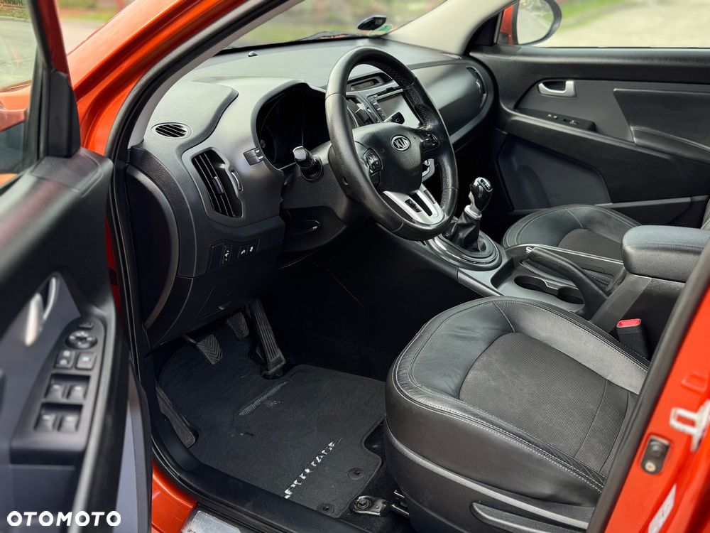 Kia Sportage 2.0 CRDI 2WD Spirit - 9