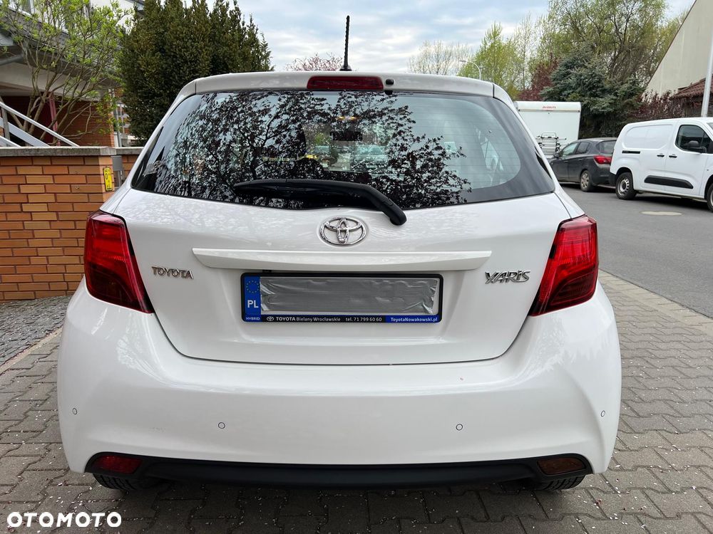 Toyota Yaris 1.33 Premium EU6 - 4