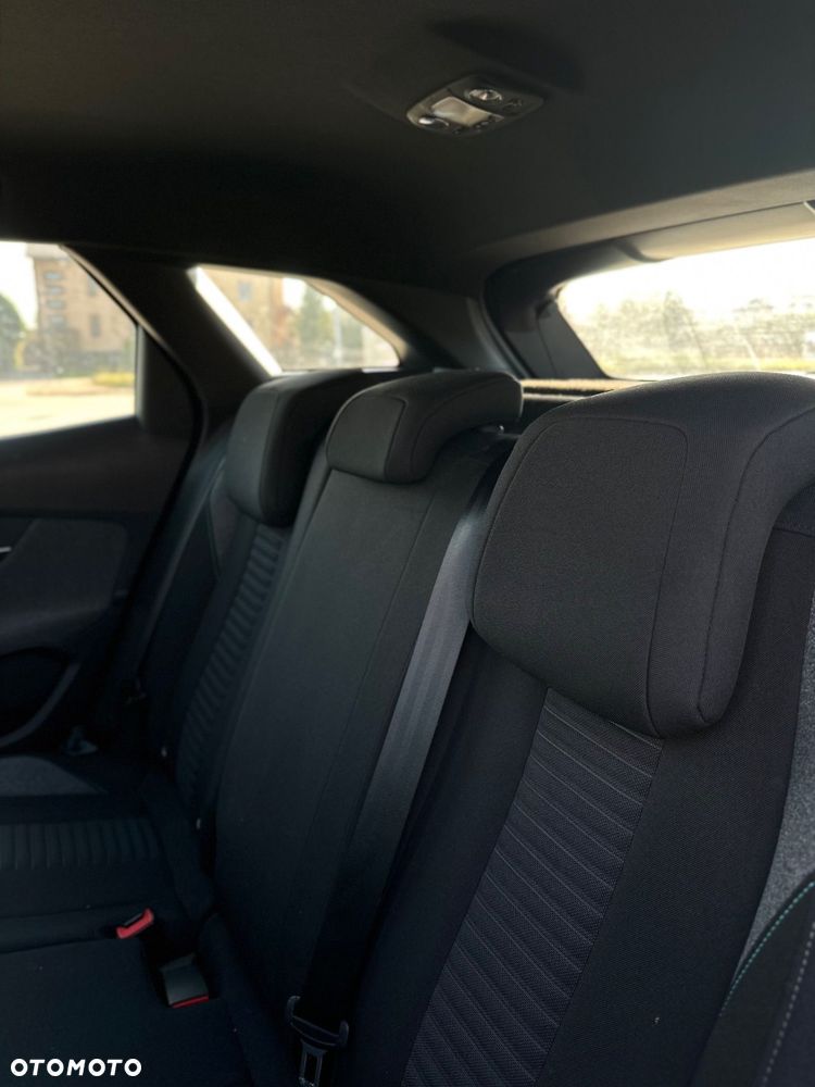 Peugeot 3008 - 11