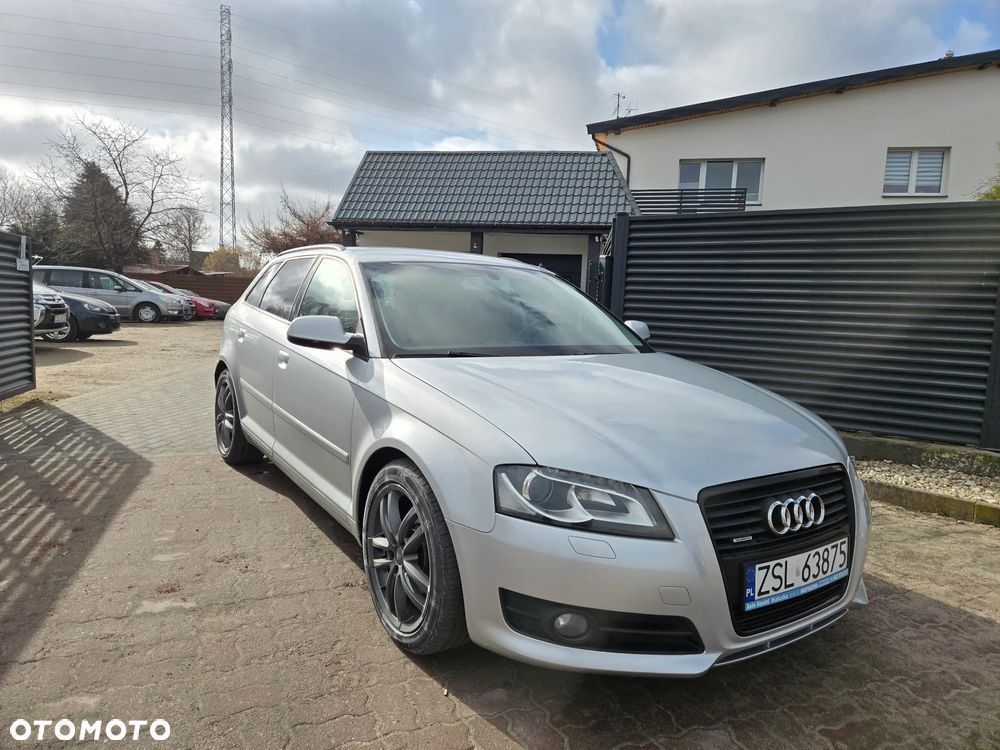 Audi A3 Sportback 2.0 TDI DPF quattro Ambition - 9