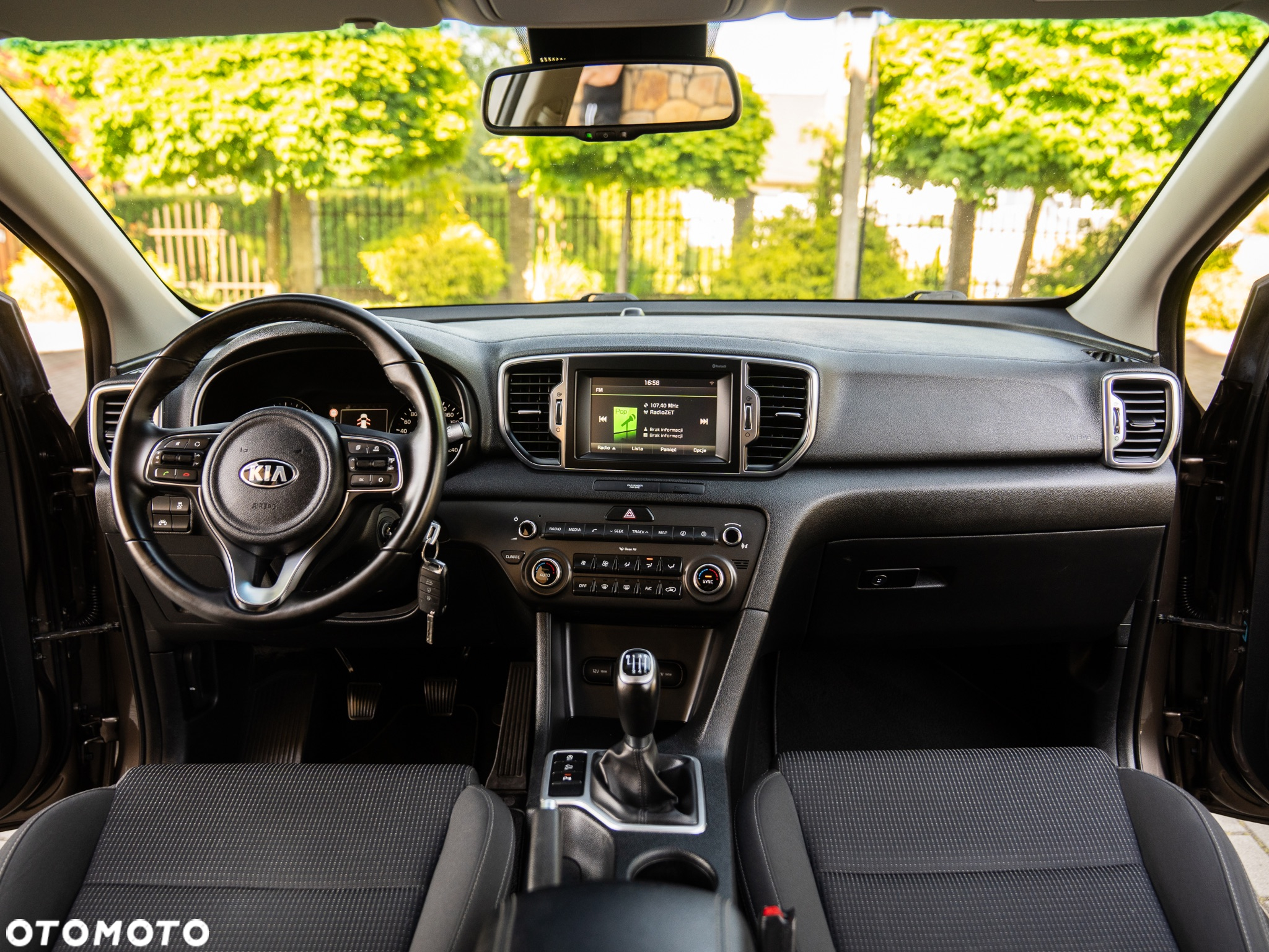 Kia Sportage 1.7 CRDI Business Line L 2WD - 30