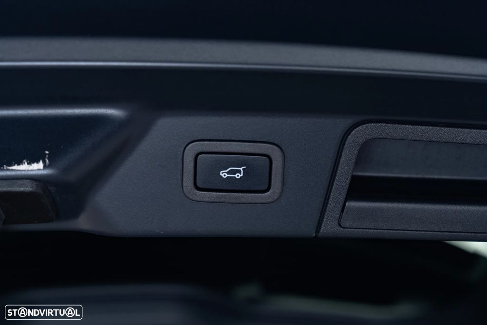 Land Rover Range Rover Velar 2.0 P400e AWD R-Dynamic SE - 14