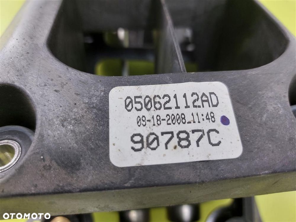 Mechanizm zmiany biegów lewarek Dodge Caliber  2.0B 156KM 2006-2011 - 6