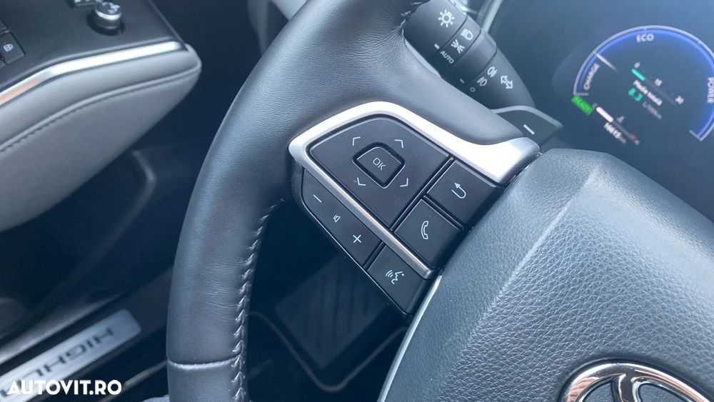 Toyota Highlander 2.5 L Hybrid Dynamic Force 248CP Luxury Pearly - 15