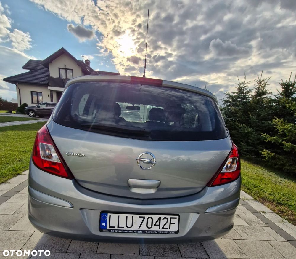 Opel Corsa - 4