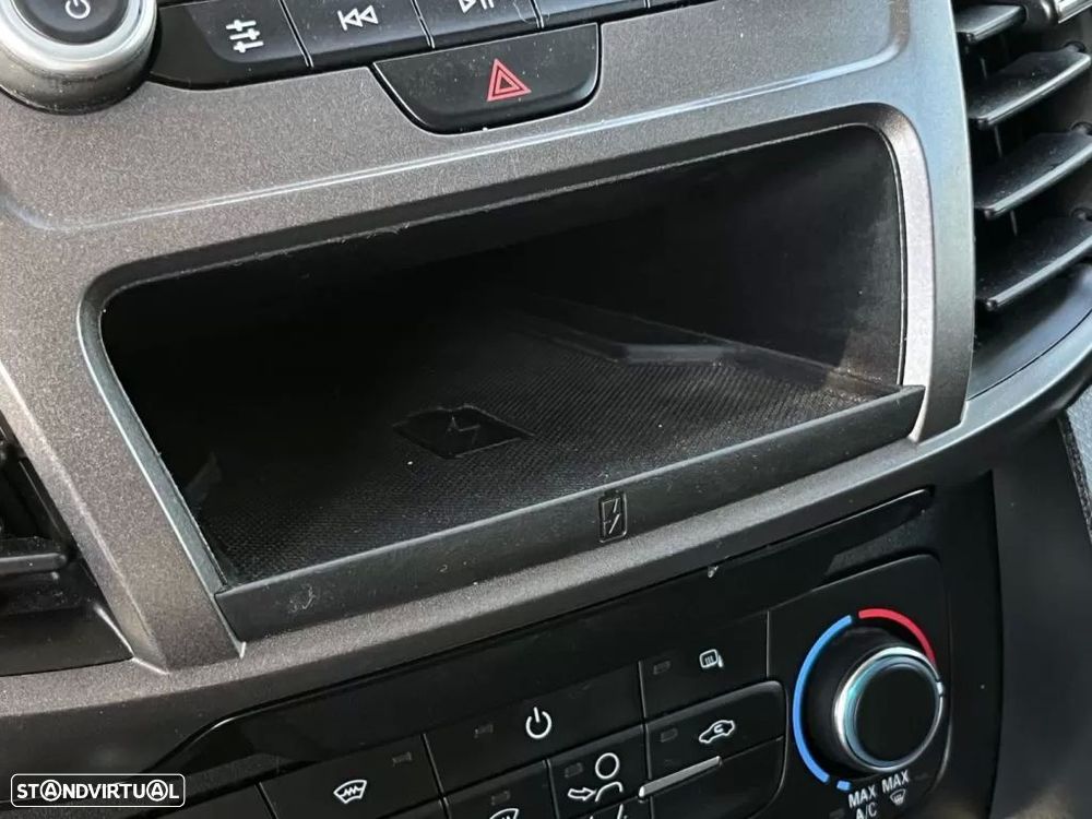 Ford transit connect 3 lugares - 16