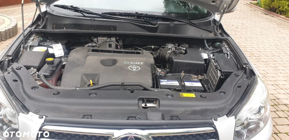 Toyota RAV4 2.2 D-CAT 4x4 Travel - 11
