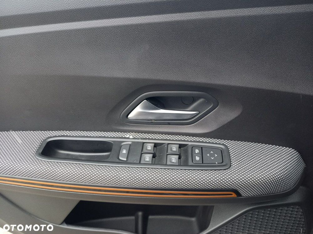 Dacia Sandero Stepway - 11