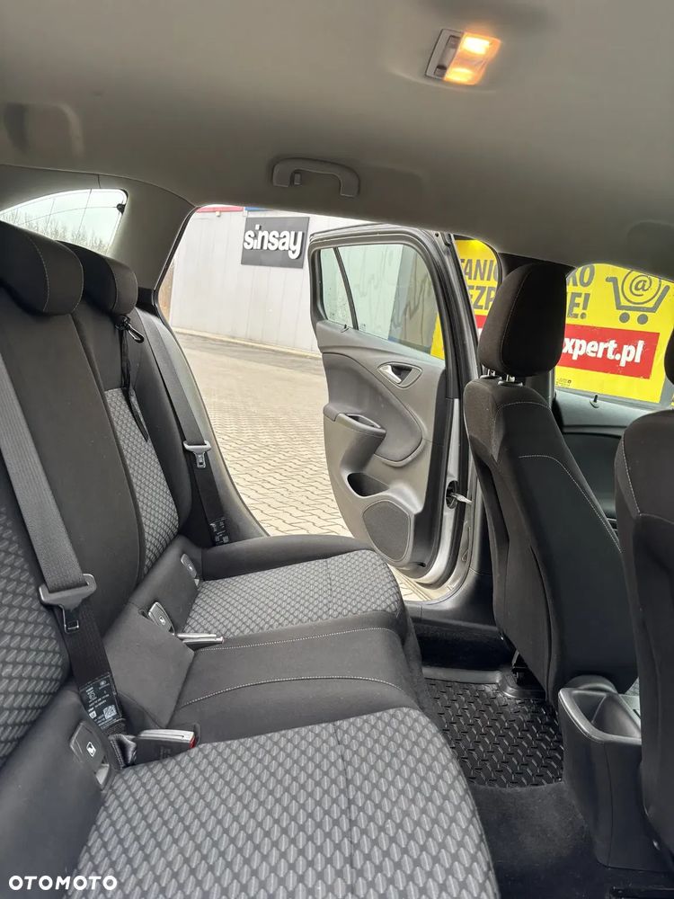 Opel Astra 1.4 Turbo Edition - 11