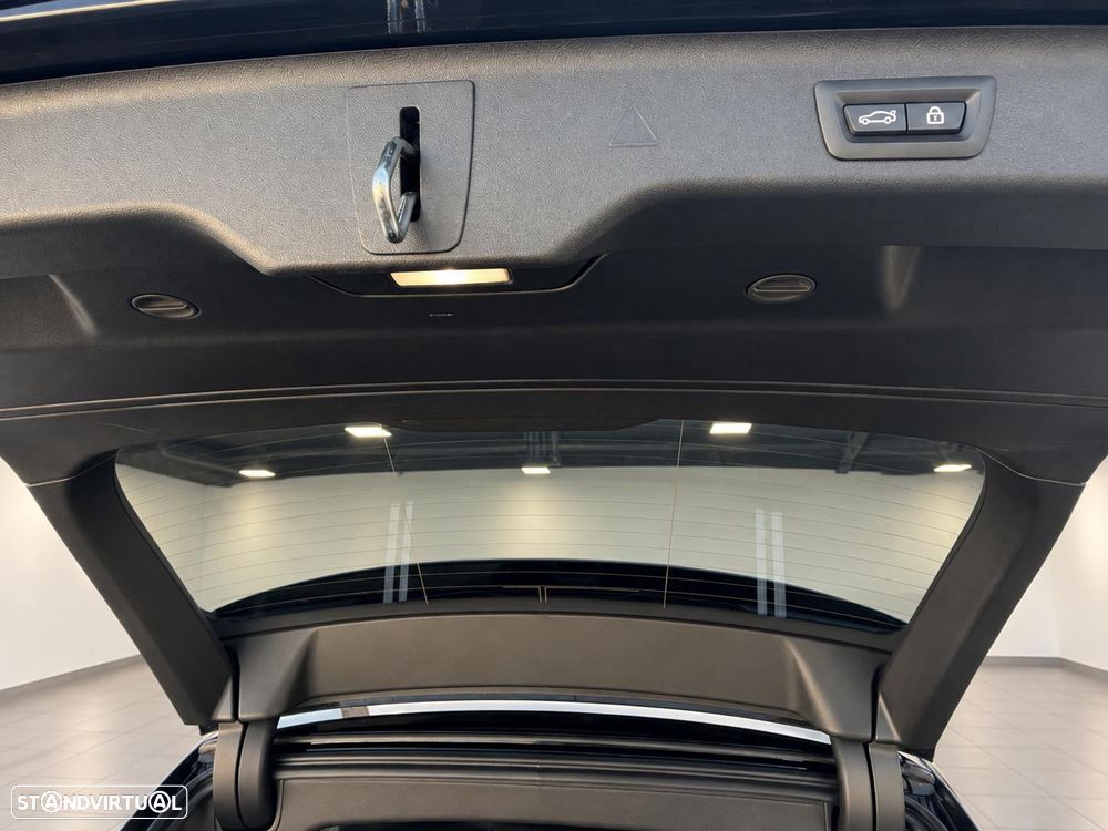 BMW M550d xDrive Auto - 12
