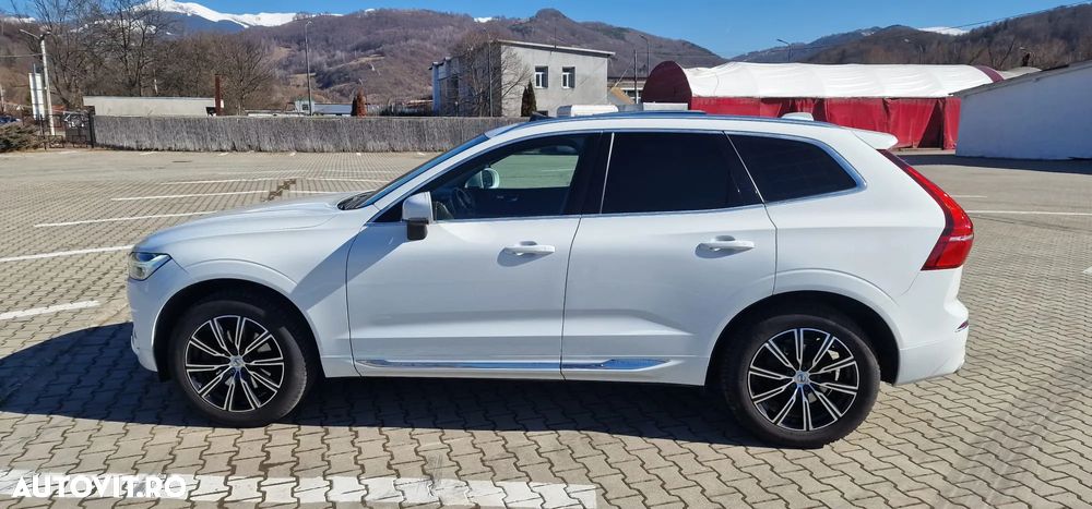 Volvo XC 60 D5 AWD Inscription - 4