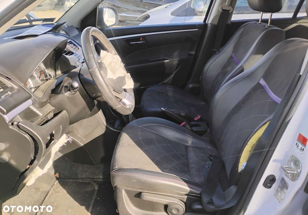 Suzuki Swift - 8