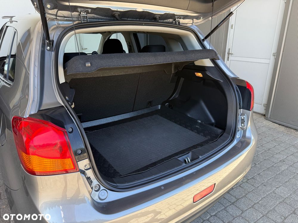 Mitsubishi ASX - 20