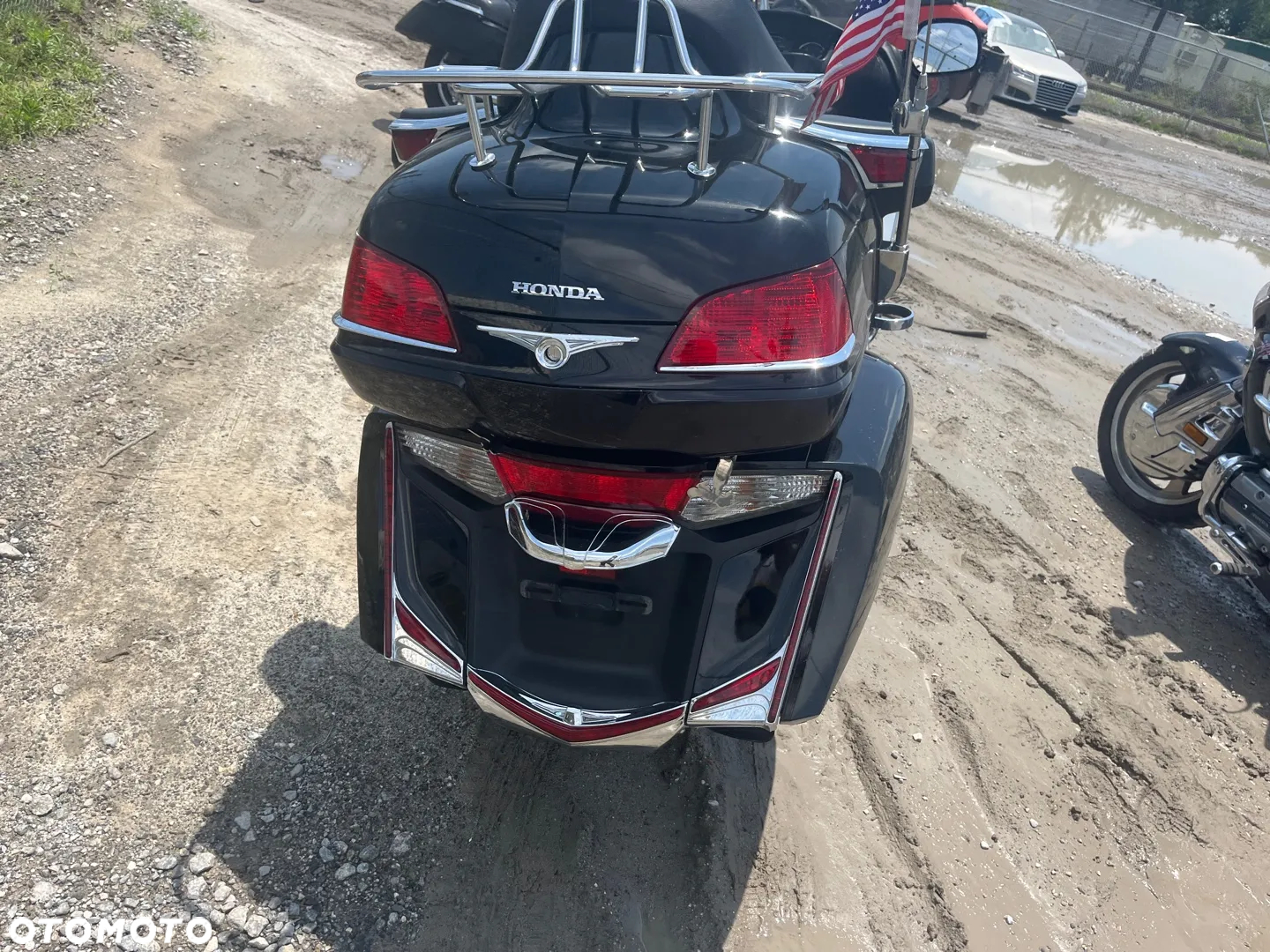 Honda GL - 28