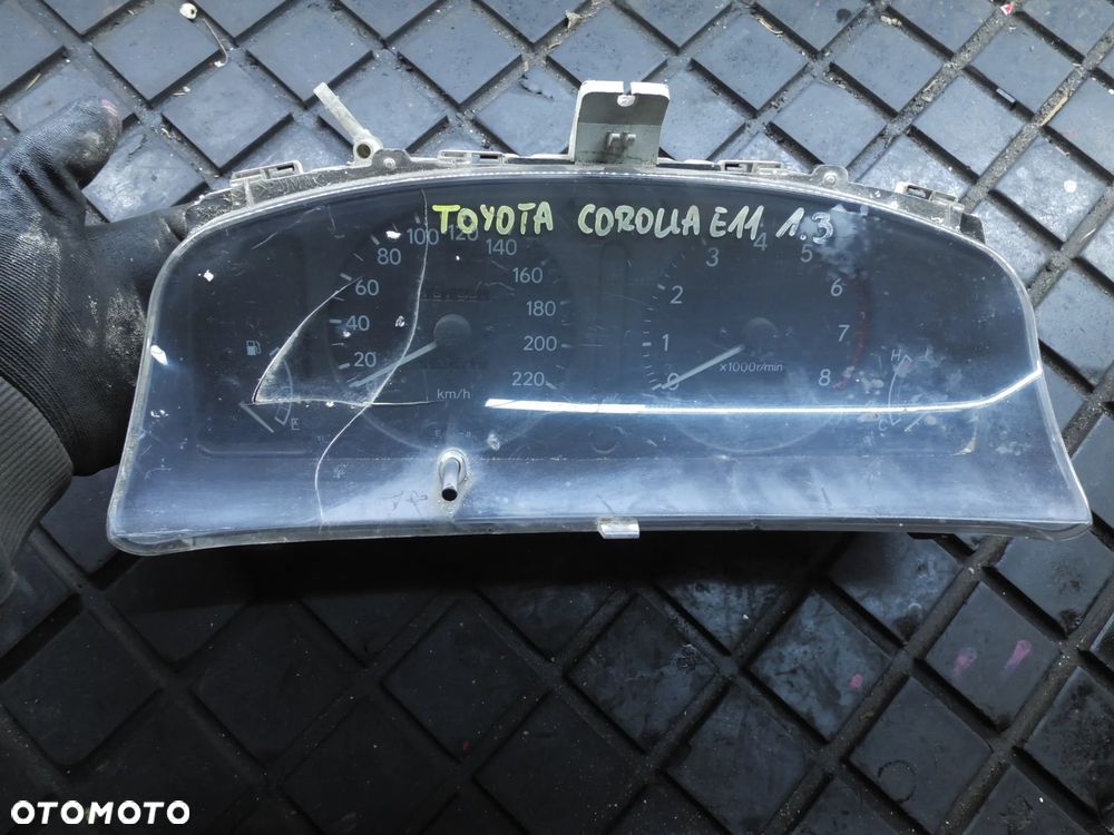 TOYOTA COROLLA E11 1.3 LICZNIK 838001A851 - 1