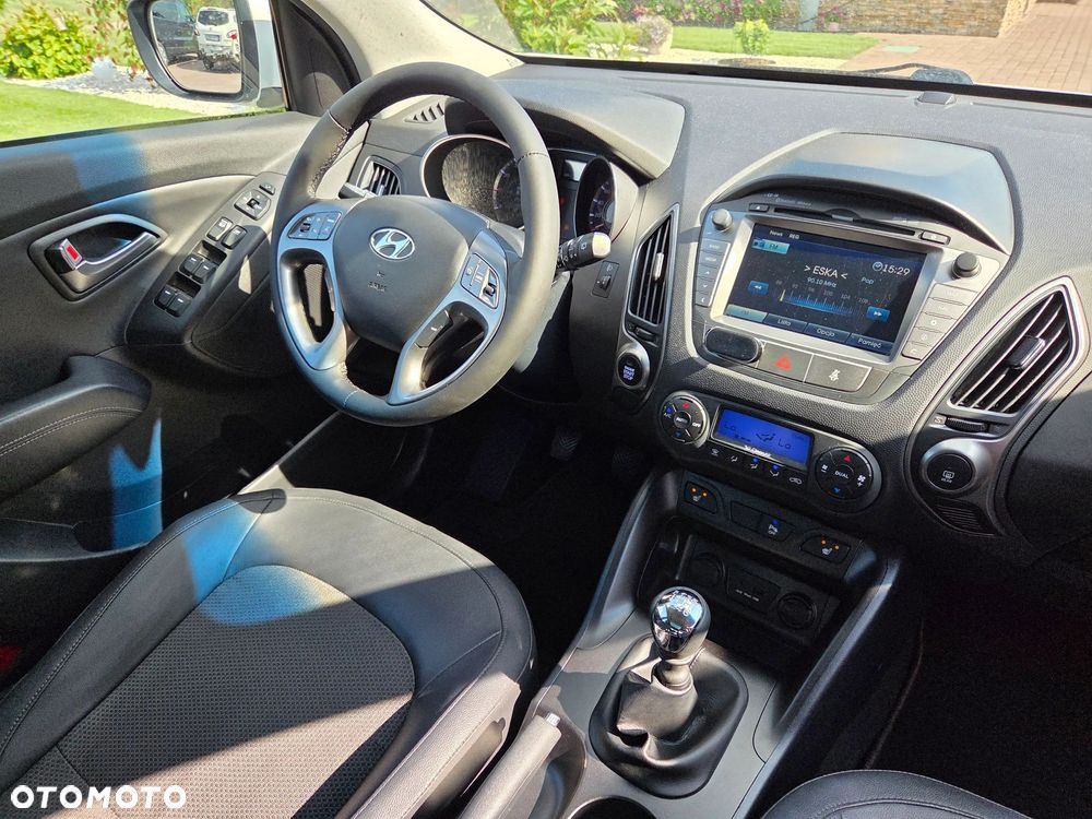 Hyundai ix35 blue 1.6 2WD Finale Gold - 7