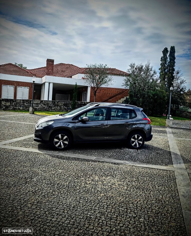 Peugeot 2008 1.6 e-HDi Allure - 23