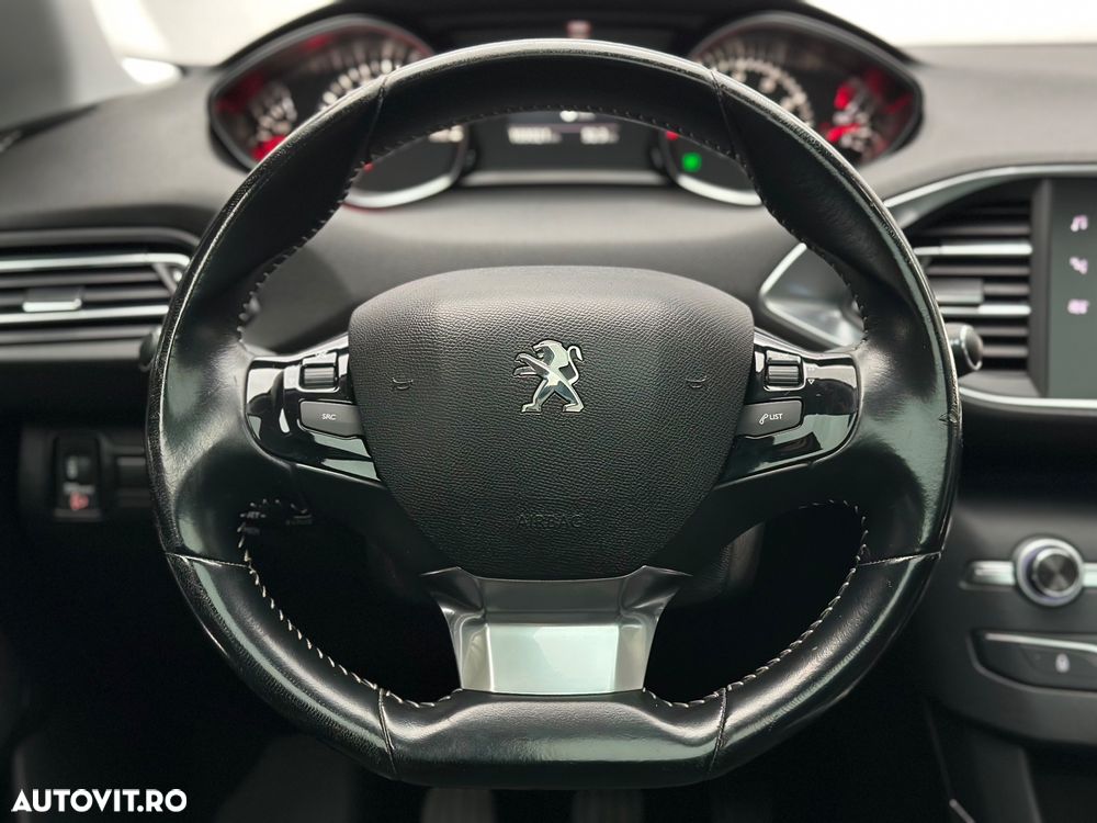 Peugeot 308 PureTech 110 Stop & Start Allure - 10