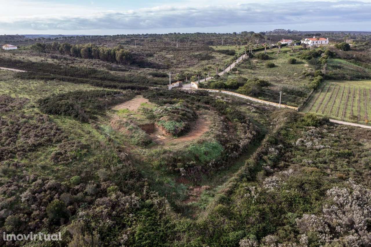 TERRENO RÚSTICO NO PARQUE NATURAL PERTO DA ARRIFANA - Grande imagem: 5/5
