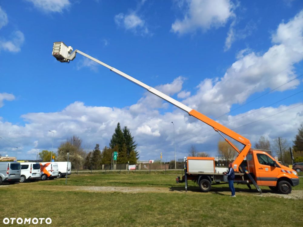 Mercedes-Benz SPRINTER - 27