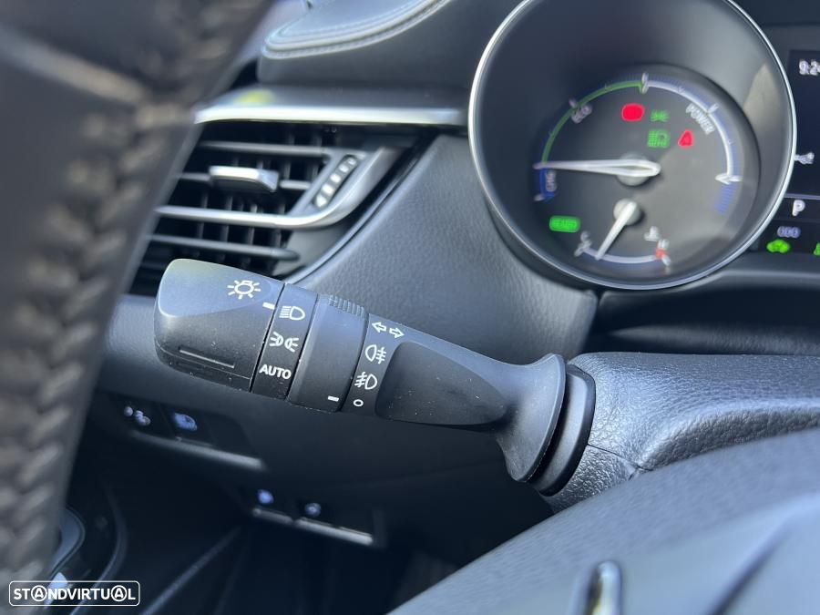 Toyota C-HR 1.8 Hybrid Exclusive+P.Luxury - 29