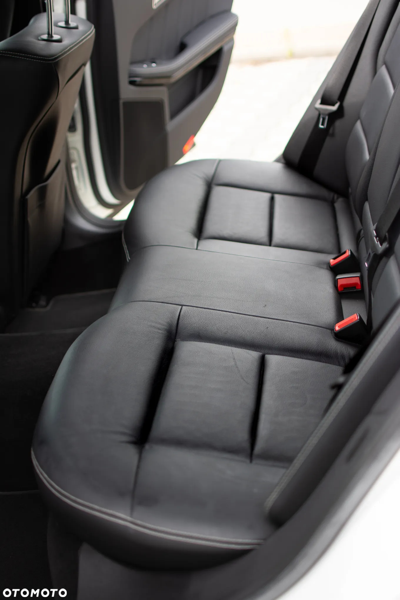 Mercedes-Benz Klasa E 500 BlueEffICIENCY Avantgarde - 6