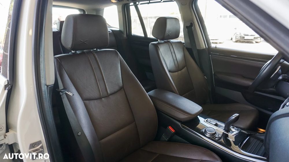 BMW X3 xDrive20d AT xLine - 25