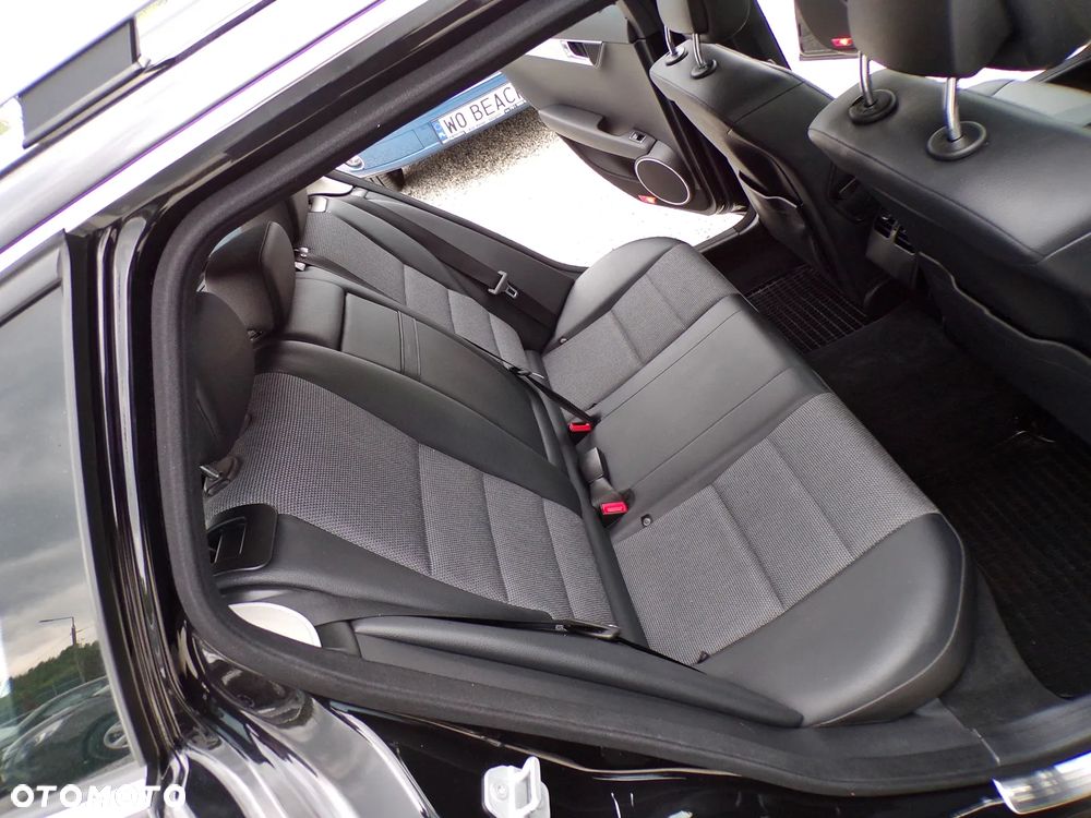 Mercedes-Benz Klasa C 180 Kompressor Automatik BlueEFFICIENCY Avantgarde - 24