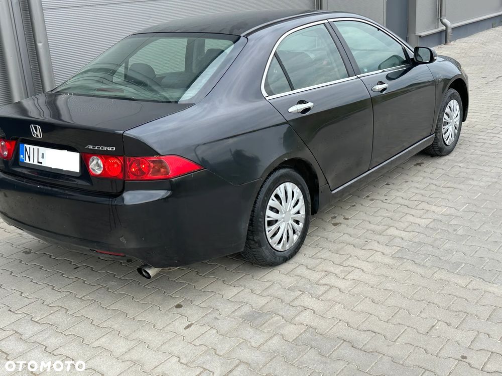 Honda Accord 2.0 i Executive - 7