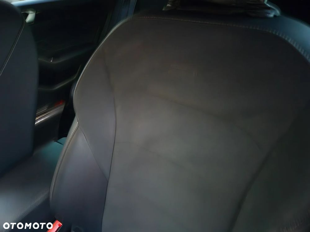 Volkswagen Arteon 2.0 TDI SCR R-Line DSG - 27