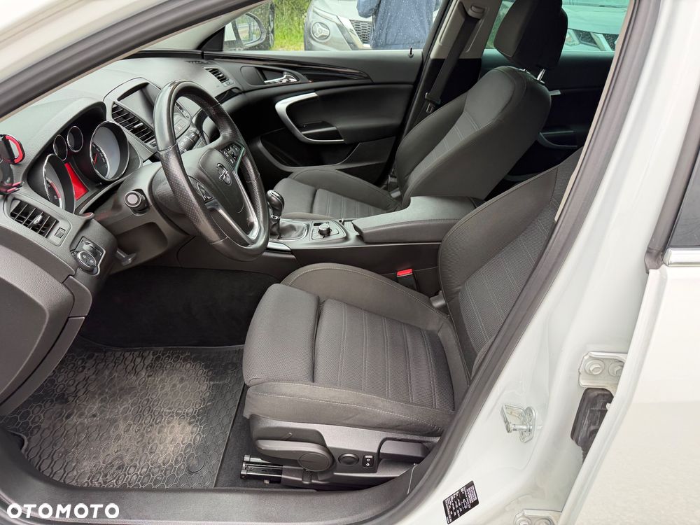 Opel Insignia 2.0 CDTI - 29