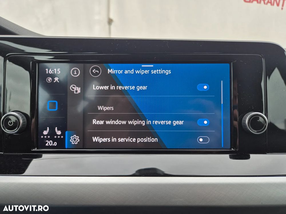 Volkswagen Golf 1.0 eTSI DSG MHEV Life - 24