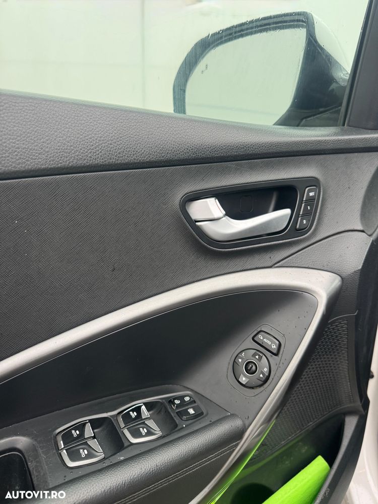 Hyundai Santa Fe - 12