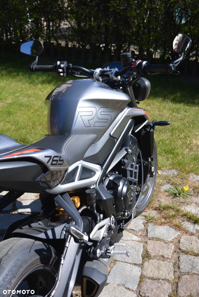 Triumph Street Triple - 6
