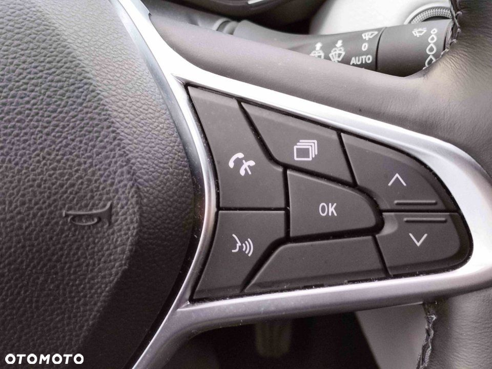 Renault Clio - 11